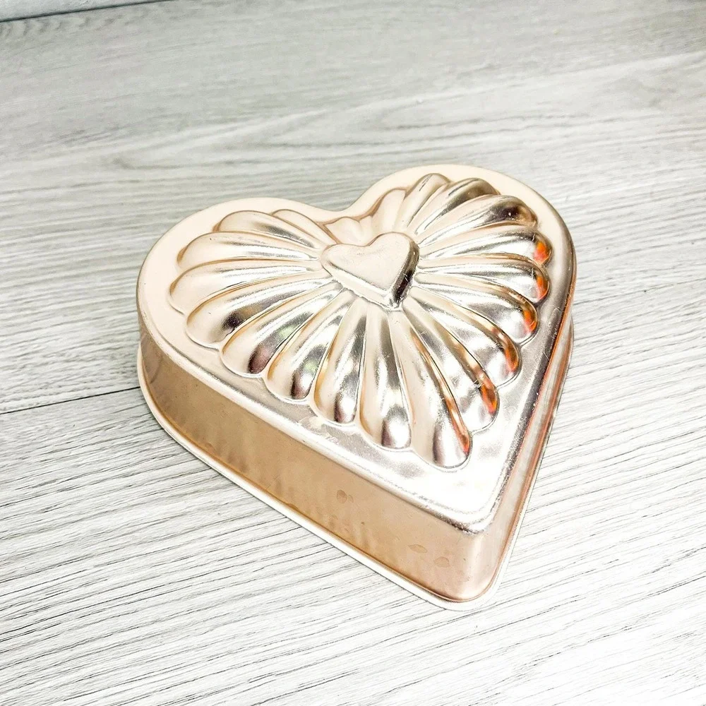 Vintage Copper Heart Jello Mold – Kitchen Wall Decor